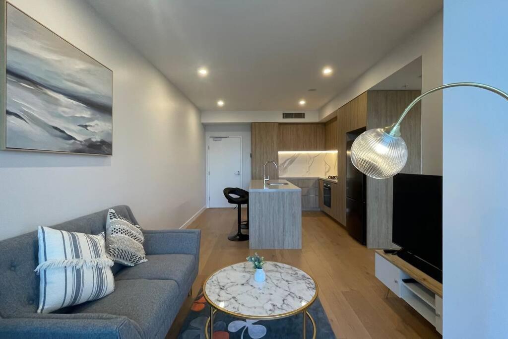 New Impressive 180° River View 1 Bed Apt With Pool 47F Apartment Gold Coast Exterior photo